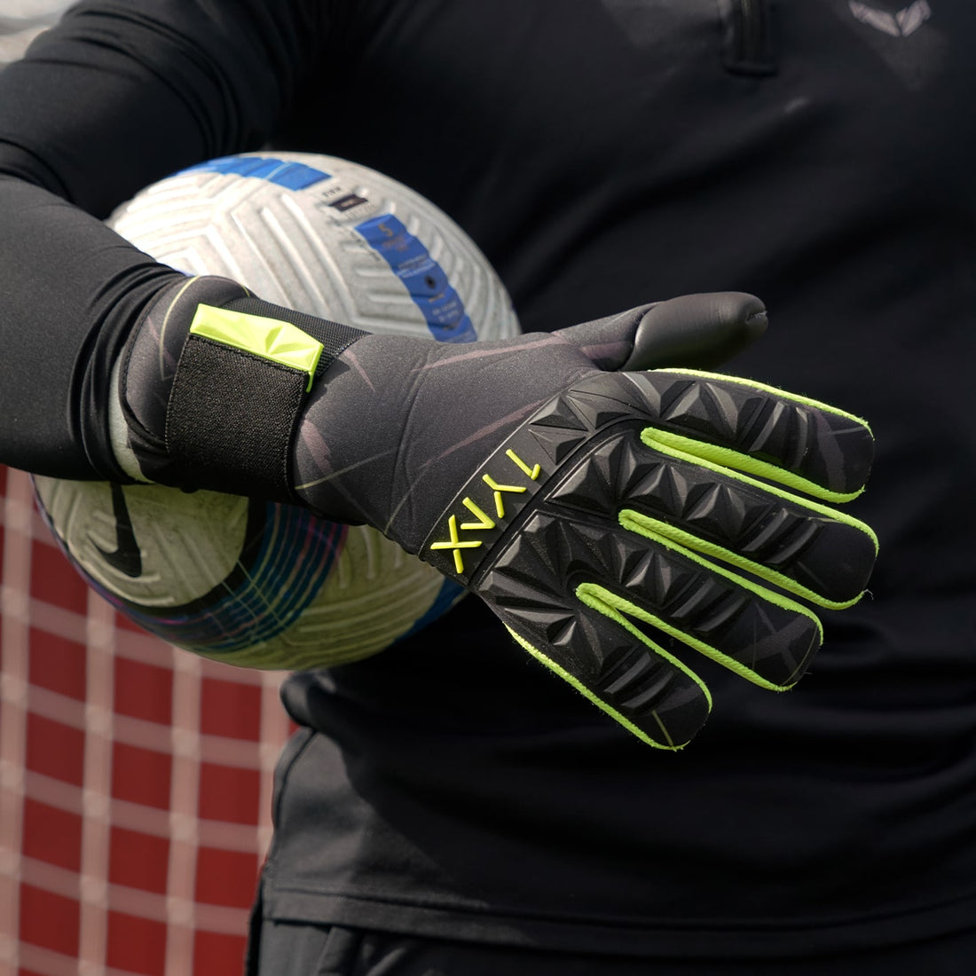 UNLEASHED PRO BLACK/NEON